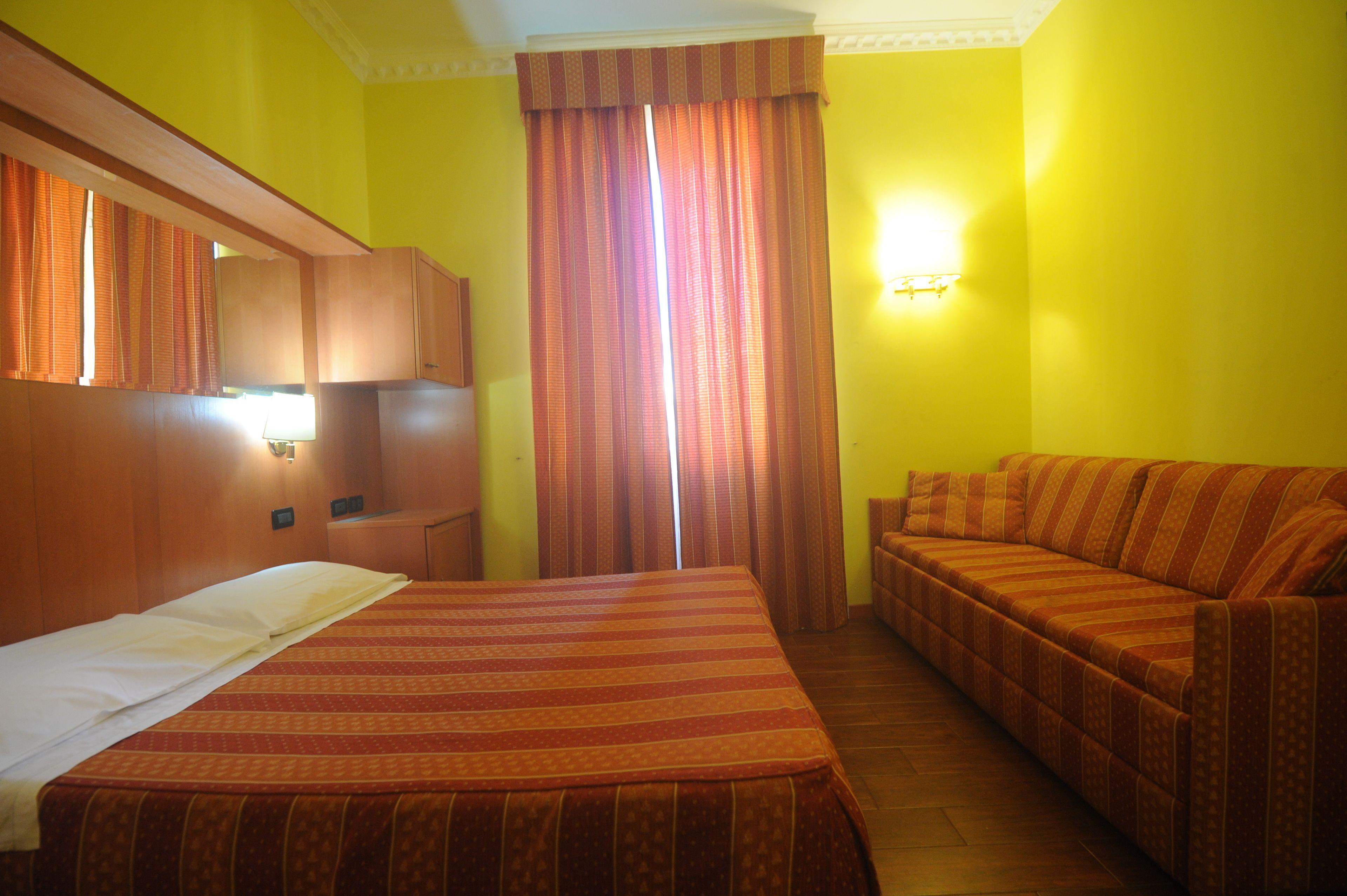 Hotel Beauty — Photos 1